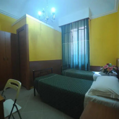 Hostel Beauty Стандартный номер с 2 отдельными кроватями (общая ванная комната) фото 2