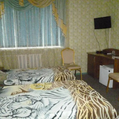Гостиница Inn Oazis Стандартный семейный номер с двуспальной кроватью