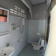 Отель Marina Hut Guest House - Klong Nin Beach 2* Стандартный номер с различными типами кроватей фото 2