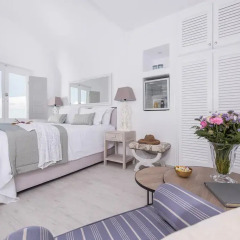 Отель Aqua Luxury Suites Люкс с различными типами кроватей фото 20