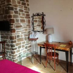 Отель B&B PompeiLog 3* Стандартный номер с двуспальной кроватью фото 2