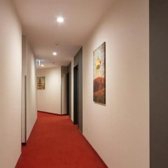 Отель City Aparthotel München Германия, Мюнхен - 2 отзыва об отеле, цены и фото номеров - забронировать отель City Aparthotel München онлайн интерьер отеля фото 2