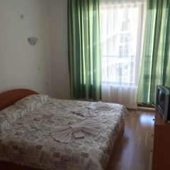 Отель Solar Apartments in Diamond Bay Болгария, Солнечный берег - отзывы, цены и фото номеров - забронировать отель Solar Apartments in Diamond Bay онлайн комната для гостей