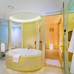 Hotel Okura Macau 5* Номер Делюкс с разными типами кроватей фото 6