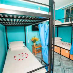 Halong Party Hostel Кровать в общем номере с двухъярусной кроватью фото 5