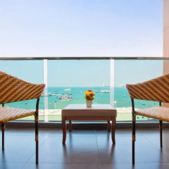 Отель Balihai Bay Pattaya 3* Номер Делюкс с различными типами кроватей фото 11