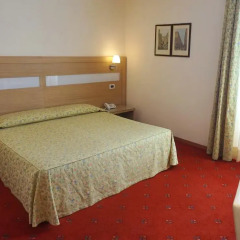 Hotel Laurentia 3* Стандартный номер с различными типами кроватей фото 10