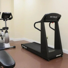 Boston Hotel Buckminster фитнесс-зал фото 2
