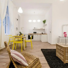 Апартаменты Clove Apartment комната для гостей фото 4