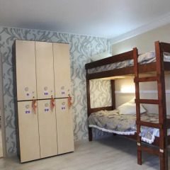 East-West Hostel Кровать в женском общем номере с двухъярусной кроватью фото 3