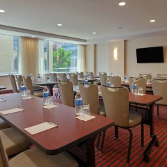 Отель Hyatt Place Chicago/River North