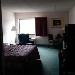Magnuson Hotel Franklin Square Inn 2* Стандартный номер с различными типами кроватей фото 3