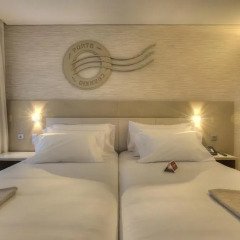 Отель NH Collection Porto Batalha 4* Улучшенный номер с различными типами кроватей фото 4