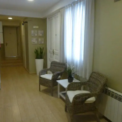 Отель Hostal Iznajar Barcelona Испания, Барселона - отзывы, цены и фото номеров - забронировать отель Hostal Iznajar Barcelona онлайн комната для гостей фото 4