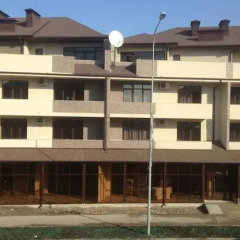Апартаменты Apartment Tri Kita Сочи вид на фасад фото 2