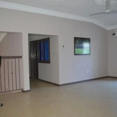 Отель Accra Luxury Lodge фитнесс-зал фото 2