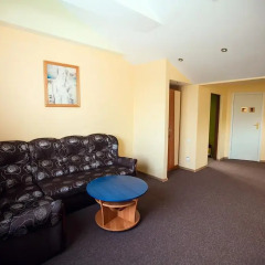 Jam Hotel Rakovets 3* Улучшенный номер разные типы кроватей фото 3