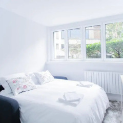 Отель Luxury Apartment II - Champs Elysées Франция, Париж - отзывы, цены и фото номеров - забронировать отель Luxury Apartment II - Champs Elysées онлайн комната для гостей фото 4