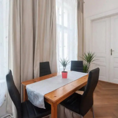 Апартаменты Franz Kafka Apartment в номере фото 2