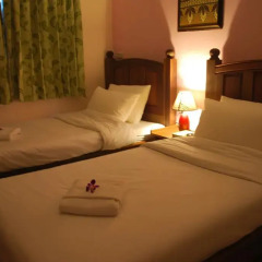 Отель Baan Sutra Guesthouse 3* Стандартный номер с 2 отдельными кроватями фото 4