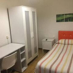 Отель Hostal Murcia Стандартный номер с различными типами кроватей (общая ванная комната) фото 5