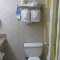 Отель Days Inn Airport Center LAX 2* Стандартный номер с различными типами кроватей фото 5