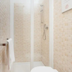 Отель Meltin Rome Guest House 2* Номер с общей ванной комнатой с различными типами кроватей (общая ванная комната) фото 5