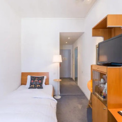 Hotel Baren am Bundesplatz 4* Стандартный номер с различными типами кроватей фото 3