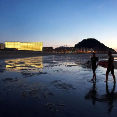 Отель Kursaal - Basque Stay пляж