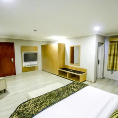 Отель Visa Karena Hotels 3* Президентский люкс с различными типами кроватей фото 3