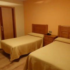 Hotel Restaurante El Ancla Понферрада комната для гостей