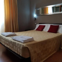 Отель Small Royal 3* Стандартный номер фото 4