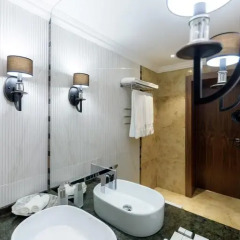 Гостиница Luciano Spa 5* Семейная студия с двуспальной кроватью фото 15