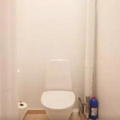 Отель Central 4 bedroom apt. for big groups ванная фото 2