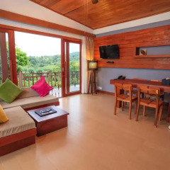 Mayura Hill Hotel & Resort 4* Вилла с различными типами кроватей фото 7