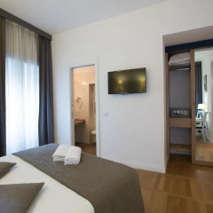 Floris Hotel 3* Улучшенный номер с двуспальной кроватью фото 15