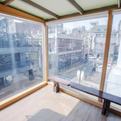 Отель Hi Jun Guesthouse Hongdae 2* Стандартный семейный номер с двуспальной кроватью фото 2