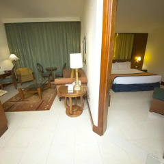 Отель Pearl City Suites комната для гостей фото 2