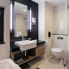 Pullman Dubai Jumeirah Lakes Towers - Hotel and Residence 5* Улучшенный номер с различными типами кроватей фото 4