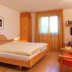 Chesa Surlej Hotel 3* Номер категории Эконом с различными типами кроватей