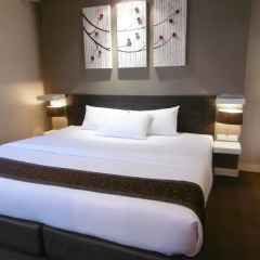 Отель The Green Bells New Petchburi 3* Номер Делюкс с различными типами кроватей фото 3