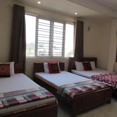 Viet Nhat Halong Hotel 2* Номер Делюкс с различными типами кроватей