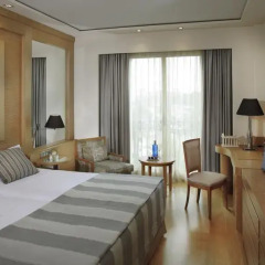 Hotel Las Arenas Balneario Resort 5* Стандартный номер с различными типами кроватей фото 4