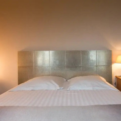 Отель Chambres d'hotes La Maison Hippolyte сейф в номере