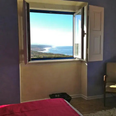 Отель Chill in Ericeira Surf House Улучшенный номер разные типы кроватей фото 7