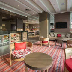 Отель Hampton by Hilton Cali интерьер отеля фото 3