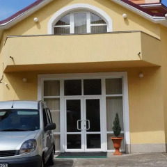 Гостиница Атлантида городской автобус