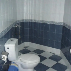 Отель Guest House Juja 2* Стандартный семейный номер с двуспальной кроватью