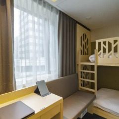 aFIRST Hotel Myeongdong 3* Стандартный семейный номер с двуспальной кроватью фото 7