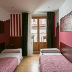 Отель Hostal Abaaly Стандартный номер с различными типами кроватей фото 7